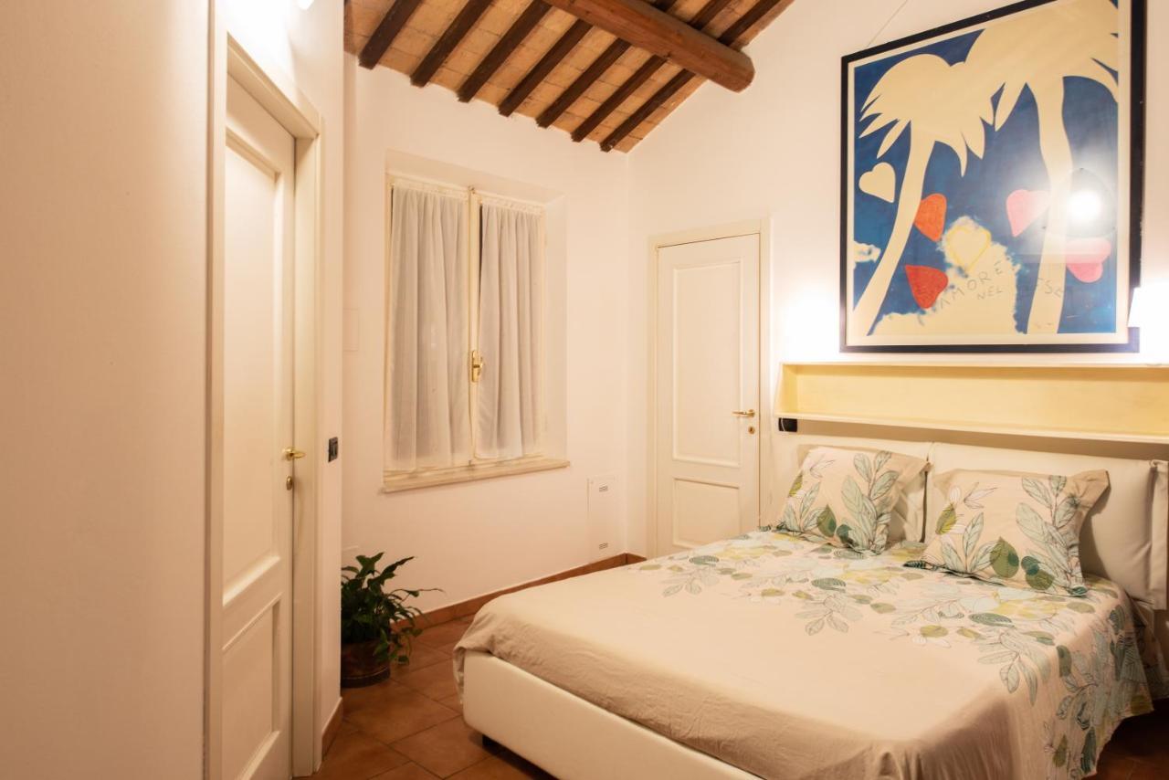 Corte Degli Estensi, romantica mansardina Ferrara Esterno foto