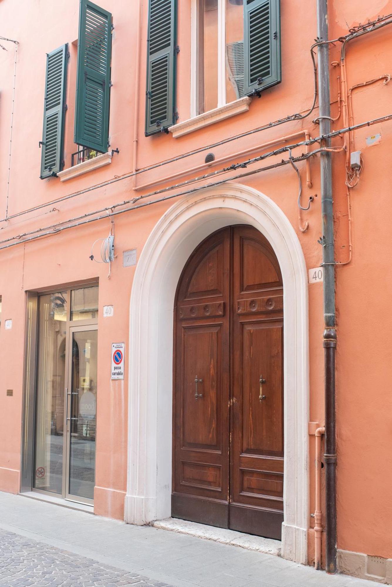 Corte Degli Estensi, romantica mansardina Ferrara Esterno foto
